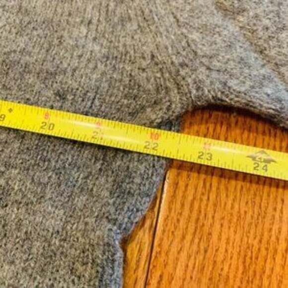 Paul Stuart Sweater Mens 100% Wool Crewneck Pullover Size Large Made In Scotland - Picture 12 of 16